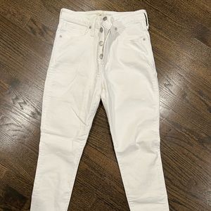 Curvy High-Rise Skinny Crop Jeans in Pure White: Button-Front Edition size 28